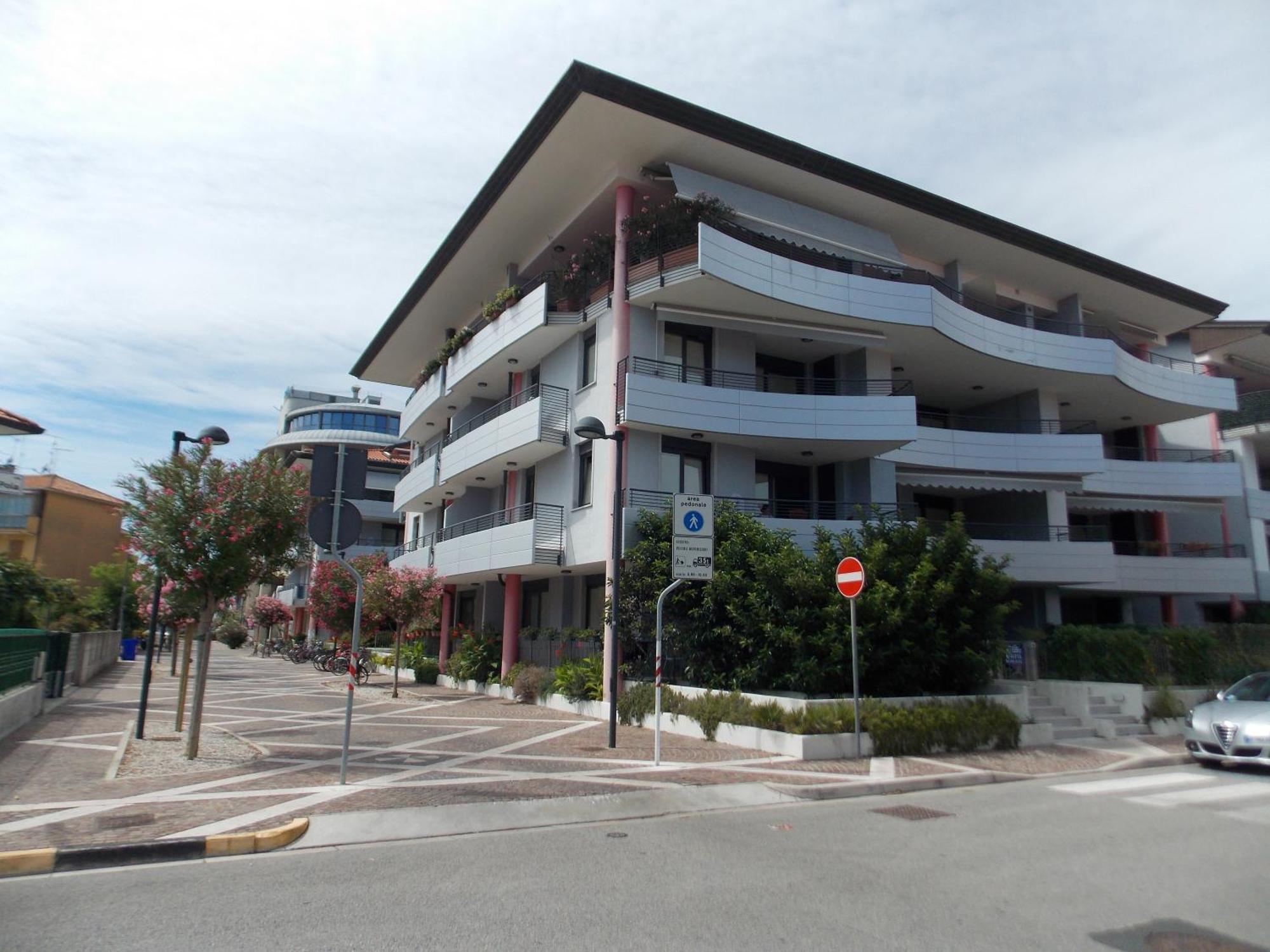 Costa Azzurra Apartment Grado Exterior photo